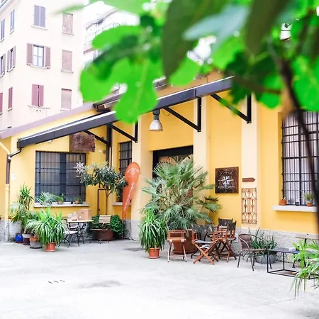 Stile Loft A Pochi Passi Dai Navigli Apartment